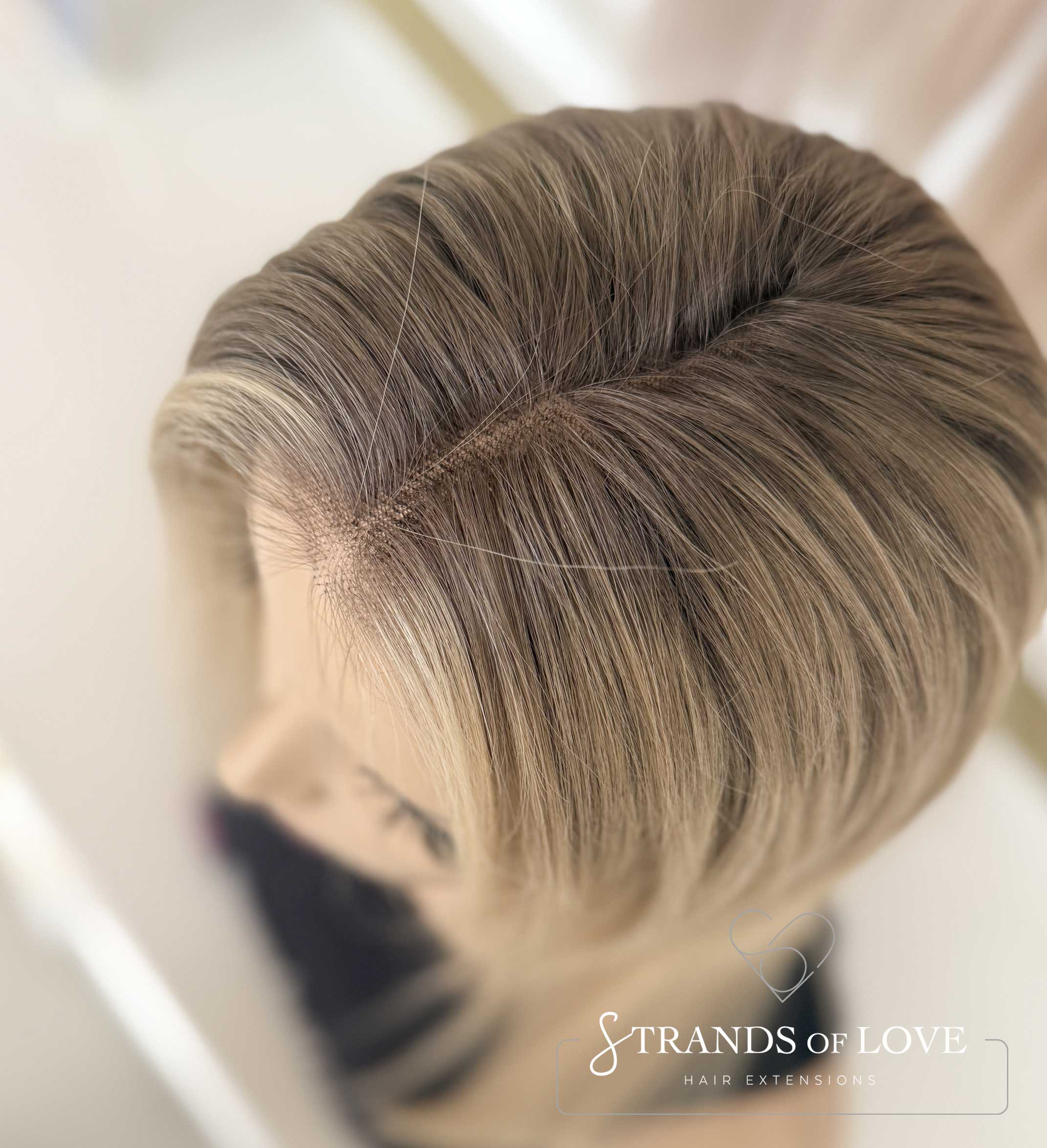 JESSIE - Full Wig -Silver blonde with #7 root (#7-Sil) - Lace Front