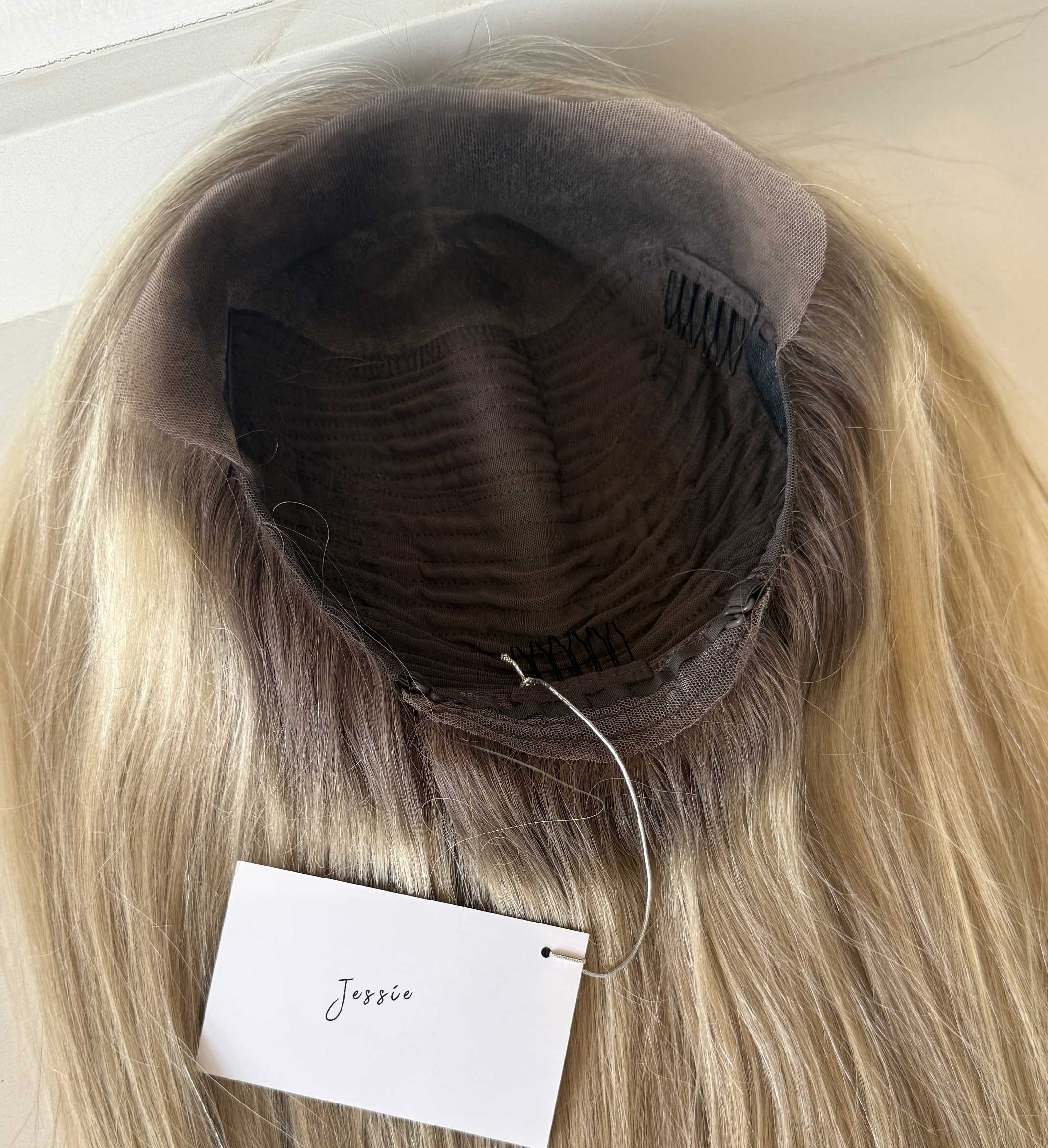 JESSIE - Full Wig -Silver blonde with #7 root (#7-Sil) - Lace Front
