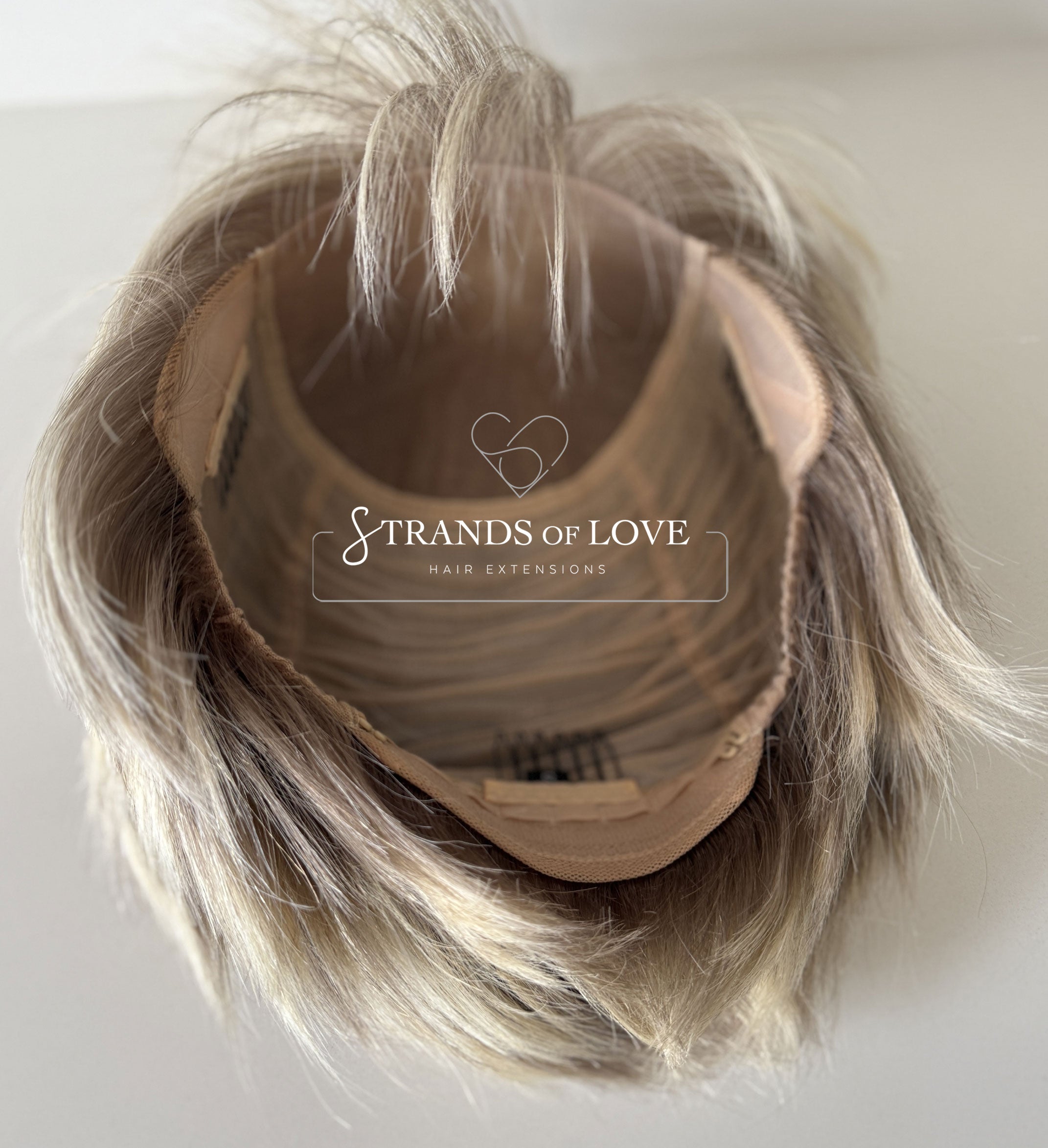 LEXI - Full Wig - Blonde Highlight (#Sil/7) - SKIN top